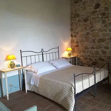 Terre Di Himera Фермерский дом