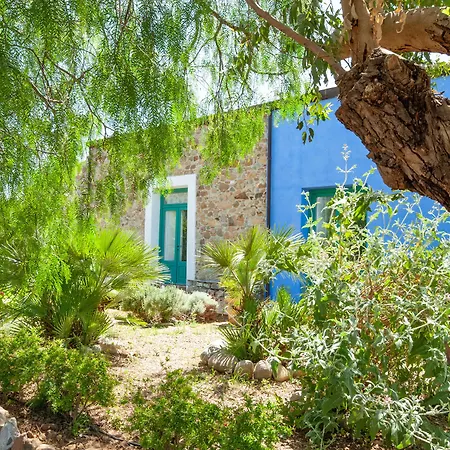 Terre Di Himera Фермерский дом *