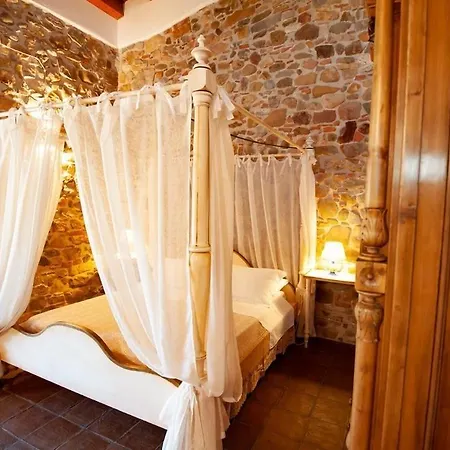 Terre Di Himera Фермерский дом *